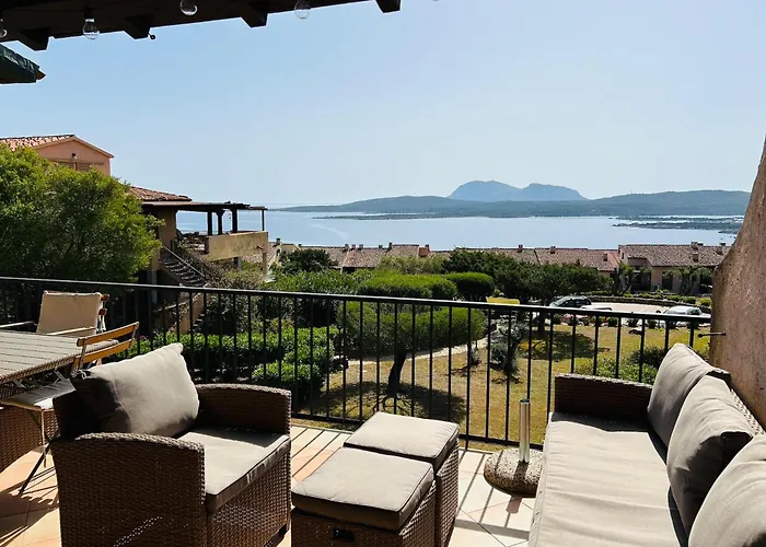 Ladunia - Terrace, Swimming Pool, Sea View