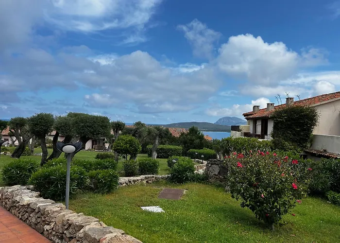 Apartahotel Ladunia - Terrace, Swimming Pool, Sea View Porto Rotondo