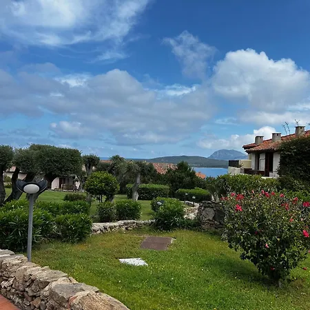 Lejlighedshotel Ladunia - Terrace, Swimming Pool, Sea View Porto Rotondo